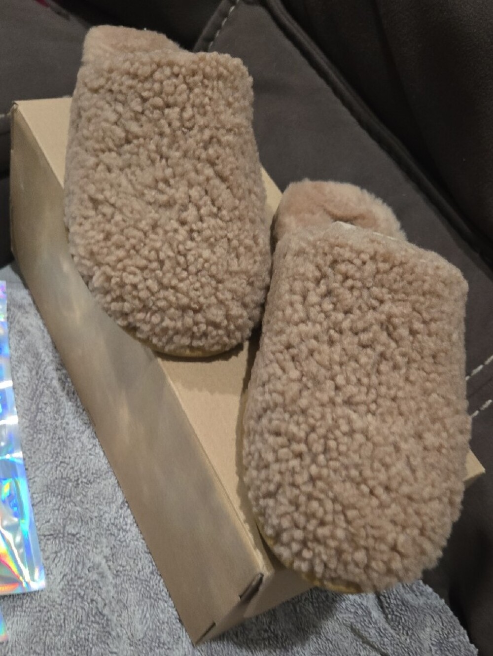 UGG Shearling Slip-On Mule - Tan - Picture 7 of 9